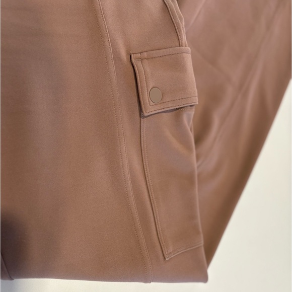 Athleta | Delancey Cargo Pant | Rustic Beige | Size Small | Straight Leg - Picture 4 of 6